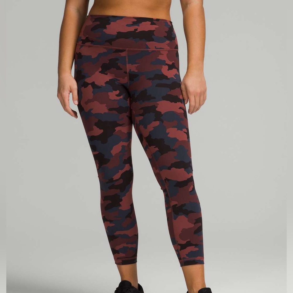 NWOT / Lululemon Wunder Train High-Rise Tight 25" - Picture 3 of 9